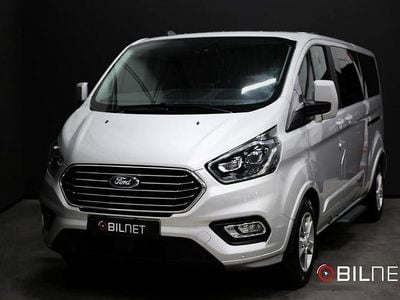 Begagnad Ford Tourneo 185 HK (136 kW) 2022 Grå Minibuss