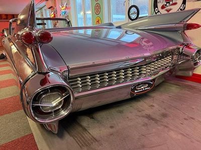 Begagnad Cadillac Eldorado 345 HK (253 kW) 1959 Blåmetallic Sportkupé