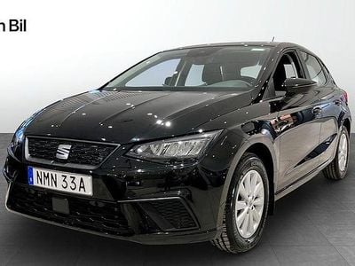 Midnight black metallic Begagnad 2023 Seat Ibiza Style Halvkombi | 184 900 kr (Marknadspris)