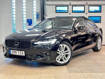 begagnad Volvo S60 T5 R-Design VOC HuD Navi P-värme Skinn 360* 250hk