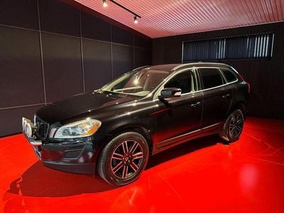 Svart Begagnad 2012 Volvo XC60 SUV | 129 900 kr (Bra pris)