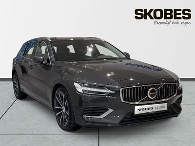 Grå Begagnad 2025 Volvo V60 Plus Kombi | 479 300 kr