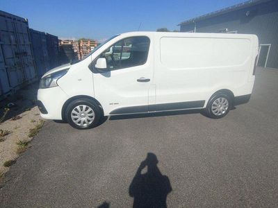 Nissan NV300
