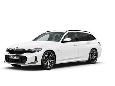 Alpinvit Begagnad 2022 BMW 330e M Sport Kombi | 359 500 kr (Dyr)