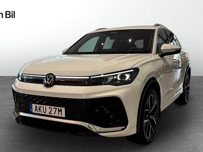 Vit Begagnad 2024 VW Tiguan R-line SUV | 479 500 kr (Marknadspris)