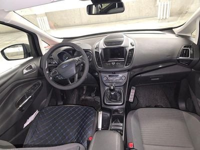 Begagnad Ford Grand C-Max 125 HK (91 kW) 2018 Minibuss