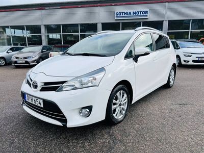 begagnad Toyota Verso 1.6 Euro 6 7-sits 111hk