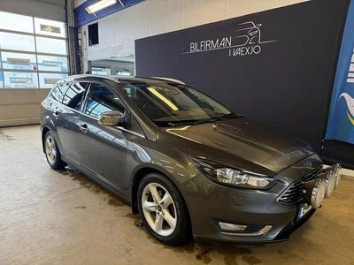Begagnad Ford Focus Titanium 101 HK (74 kW) 2015 Grå Kombi