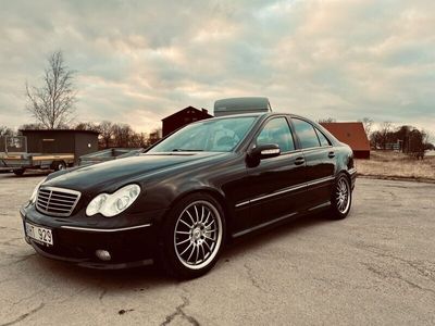 Mercedes C32 AMG