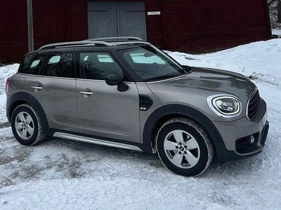 Begagnad Mini Cooper Countryman 136 HK (100 kW) 2017 Gray metallic SUV