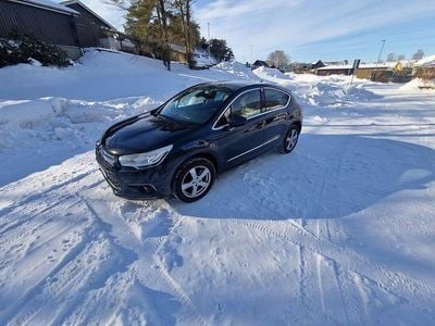 Begagnad Citroën DS4 200 HK (147 kW) 2012 Blå Halvkombi