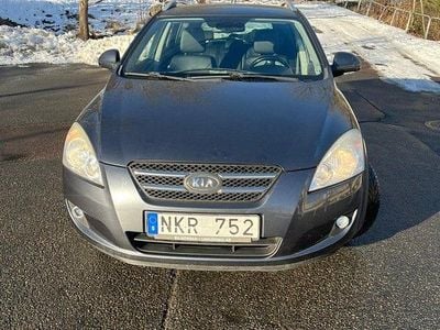 Begagnad Kia Ceed Sportswagon EX 125 HK (91 kW) 2007 Grå Kombi