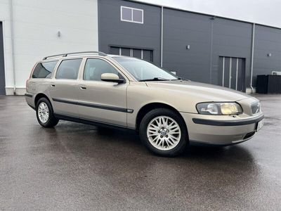 begagnad Volvo V70 2.4 Euro 4