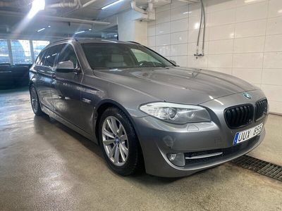 begagnad BMW 525 d Touring Steptronic Euro 5 Auto