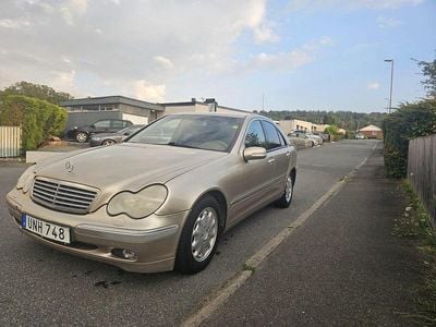 Mercedes C180