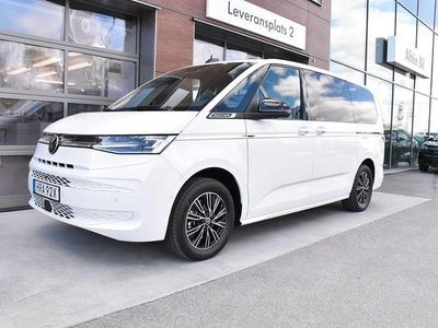Vit Ny 2025 VW Multivan Style Van | 883 000 kr