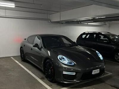 Porsche Panamera Turbo