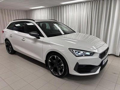 Candy white Begagnad 2023 Cupra Leon Kombi | 279 000 kr (Marknadspris)