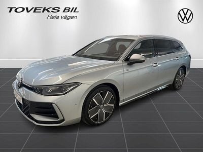 Ny VW Passat R-line 194 HK (142 kW) 2025 Silver Kombi
