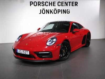 Porsche 911 Carrera 4 GTS