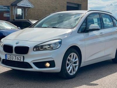 Vit Begagnad 2015 BMW 220 Advantage Kombi | 179 500 kr (Marknadspris)