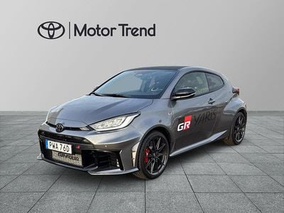 Begagnad Toyota Yaris 283 HK (208 kW) 2024 Silver Halvkombi