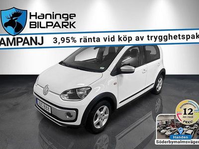 Begagnad VW cross up! 75 HK (55 kW) 2016 Vit Halvkombi