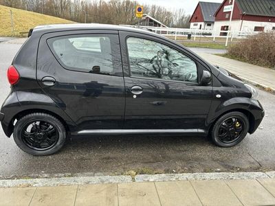 begagnad Toyota Aygo 5-dörrar 1.0 VVT-i MultiMode Euro 4