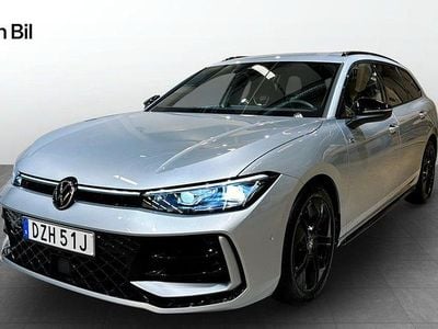 Silver Begagnad 2024 VW Passat R-line Kombi | 424 500 kr (Bra pris)