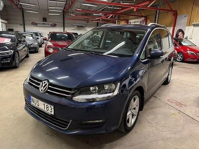 Blå Begagnad 2012 VW Sharan Minibuss | 79 900 kr (Marknadspris)