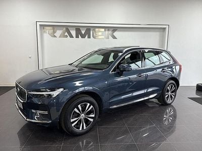 Mörkblå Begagnad 2022 Volvo XC60 Momentum SUV | 399 000 kr (Bra pris)