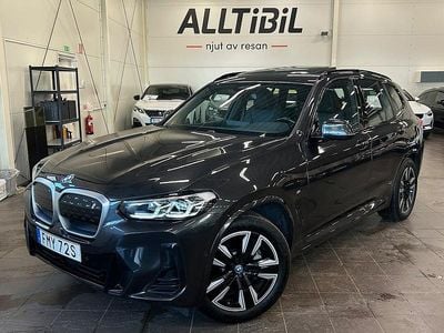 Grå Begagnad 2022 BMW iX3 M Sport SUV | 389 700 kr (Marknadspris)