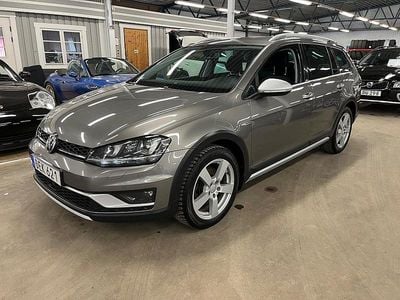 Begagnad VW Golf Alltrack 184 HK (135 kW) 2016 Grå Kombi