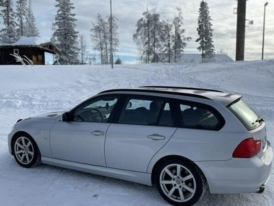 begagnad BMW 320 d xDrive Touring Euro 5