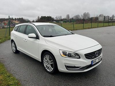 Begagnad 2014 Volvo V60 Momentum Kombi | 125 000 kr (Marknadspris)