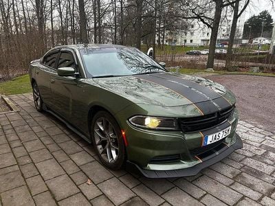 Mörkgrön Begagnad 2022 Dodge Charger Sedan | 274 900 kr