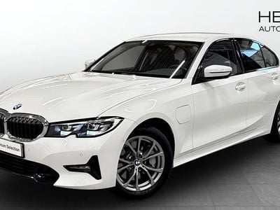 BMW 330e