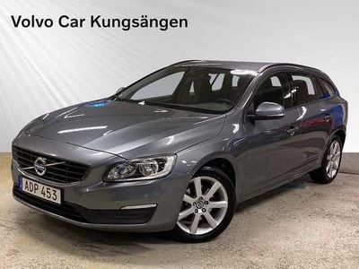Grå Begagnad 2016 Volvo V60 Business Edition Kombi | 169 900 kr (Marknadspris)