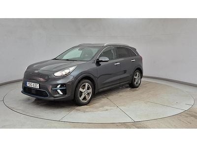 Grå Begagnad 2019 Kia e-Niro Advance SUV | 169 900 kr (Marknadspris)