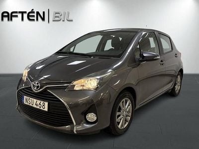 Mörkgrå Begagnad 2015 Toyota Yaris Active Halvkombi | 89 800 kr (Bra pris)