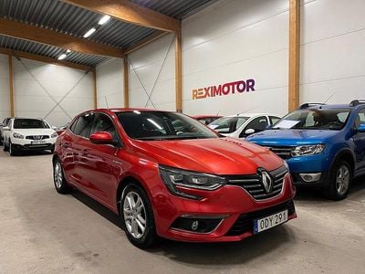 Begagnad Renault Mégane IV 132 HK (97 kW) 2016 Röd Halvkombi