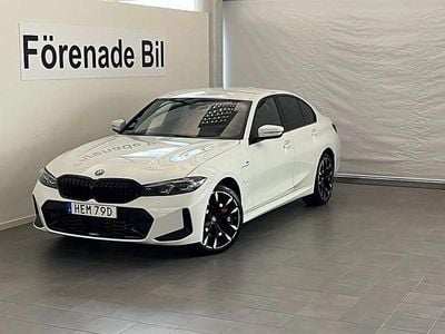 Vit Begagnad 2025 BMW 330e M Sport Sedan | 559 000 kr (Lite dyr)