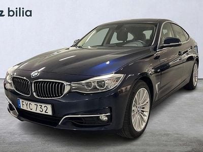 Blå Begagnad 2015 BMW 330 Luxury Line | 179 900 kr