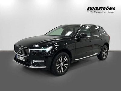 Svart Begagnad 2022 Volvo XC60 Momentum SUV | 369 900 kr (Bra pris)