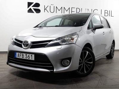 Begagnad Toyota Verso Multidrive S 148 HK (108 kW) 2017 Silver Minibuss