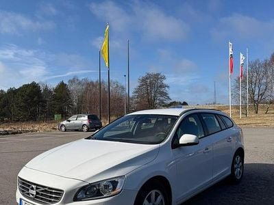 Begagnad Volvo V60 150 HK (110 kW) 2014 Kombi