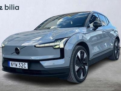 Grå Begagnad 2024 Volvo EX30 Performance SUV | 399 900 kr (Marknadspris)