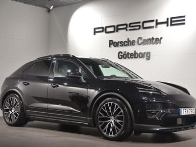 Svart (black) Ny 2025 Porsche Macan SUV | 1 186 300 kr (Marknadspris)