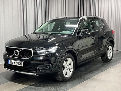 Svart Begagnad 2019 Volvo XC40 Momentum SUV | 279 900 kr (Marknadspris)