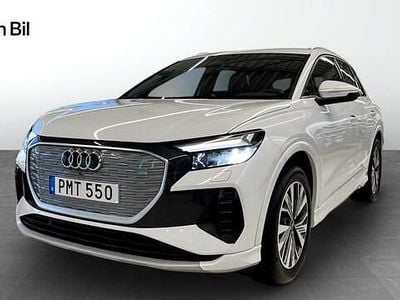 Begagnad Audi Q4 e-tron Advanced 150 kW (204 HK) 2023 Vit SUV
